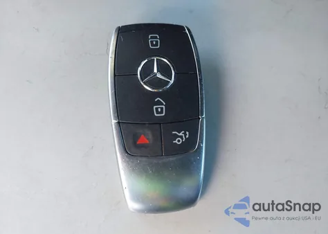 2020 Mercedes-Benz Cla 250 z USA, uszkodzony, nr VIN WDD5J4GB2LN077550